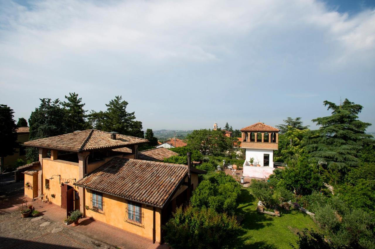 Il Giardino Dei Frati Bed and Breakfast Roncofreddo Eksteriør billede